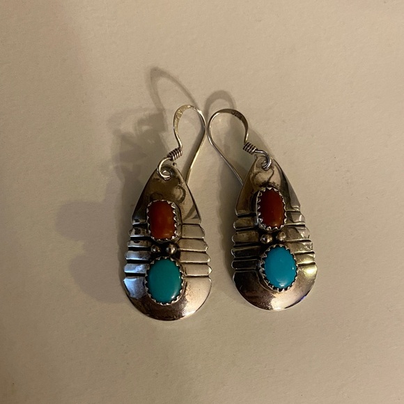 Navajo Sterling Silver with turquoise and coral - Picture 1 of 4